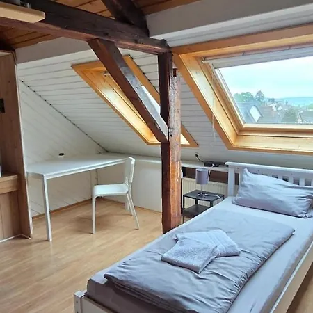 Apartment Doubleroom Shared House In 3th Floor *