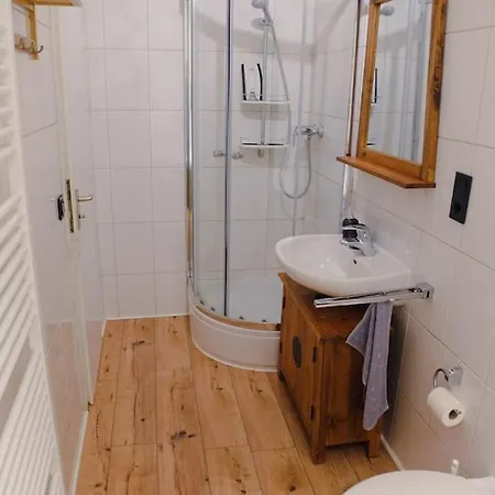 Doubleroom Shared House In 3th Floor Apartment