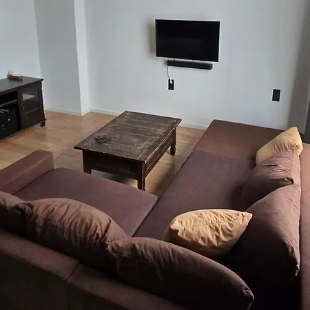 Apartment Doubleroom Shared House In 3th Floor